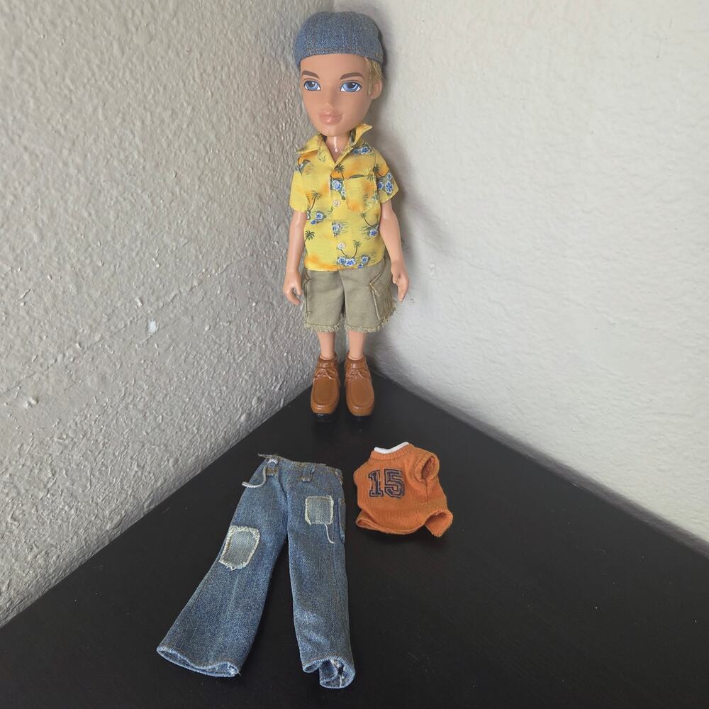 Vintage 2003 Bratz Boyz 2nd Edition Cameron Doll with Original Clothes